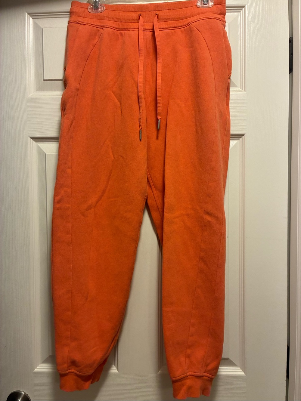 Lululemon Warm Coral Scuba High Rise Jogger- size 8, length 27.5”